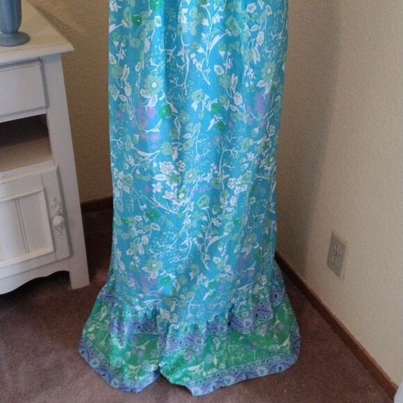 Mislook Maxi Dress - Picture 3 of 11